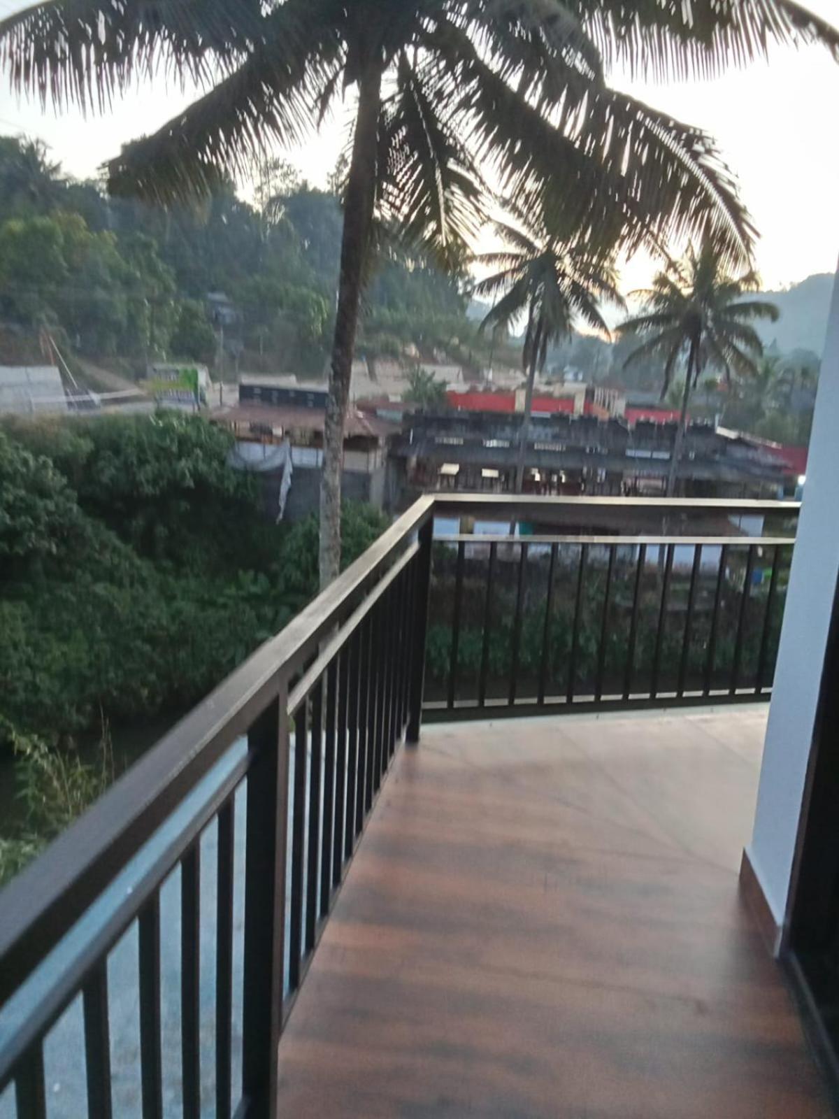 River View Munnar Chillithodu エクステリア 写真